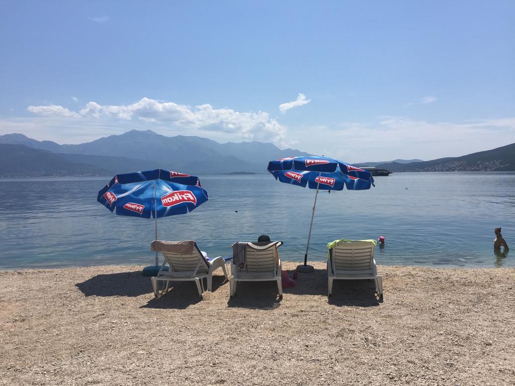 Villa Alla Bed And Breakfast Herceg Novi Bagian luar foto