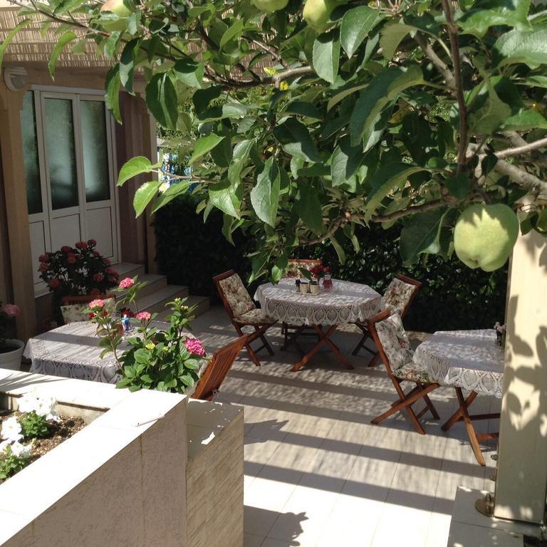 Villa Alla Bed And Breakfast Herceg Novi Bagian luar foto