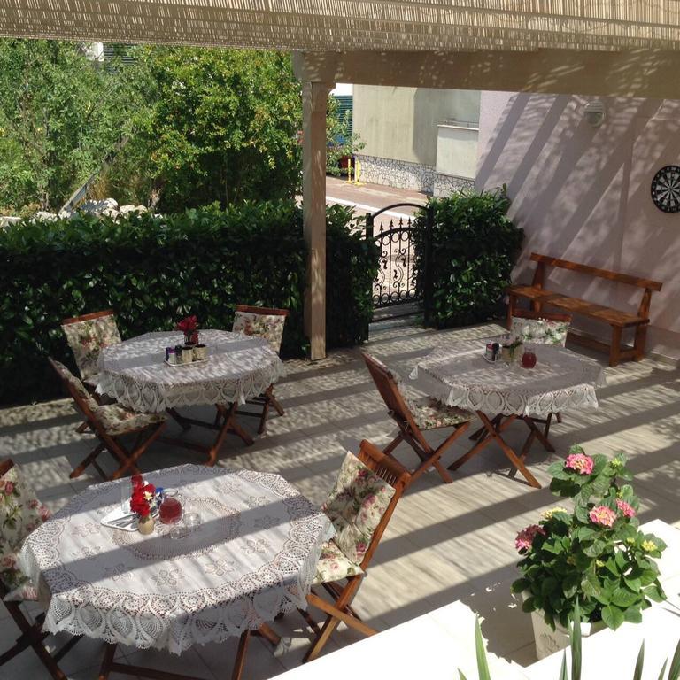 Villa Alla Bed And Breakfast Herceg Novi Bagian luar foto