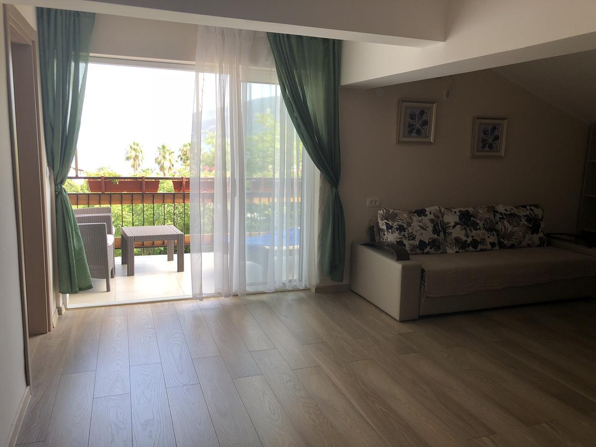 Villa Alla Bed And Breakfast Herceg Novi Bagian luar foto