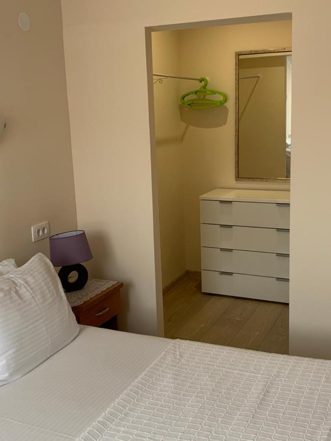 Villa Alla Bed And Breakfast Herceg Novi Bagian luar foto