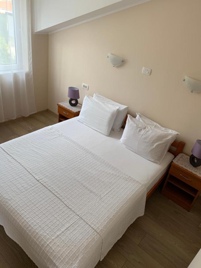 Villa Alla Bed And Breakfast Herceg Novi Bagian luar foto